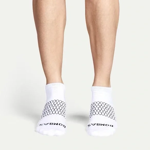 Bombas Women's Ankle Sock 4-Pack - solid white - NWT - Picture 4 of 6